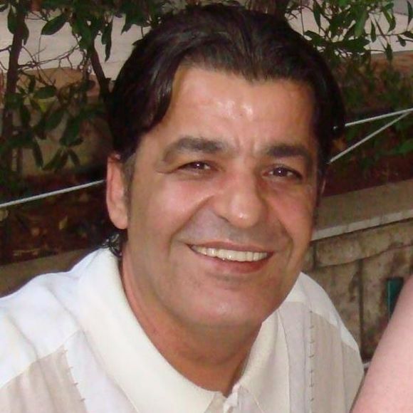 Meet your Posher, Karim - Picture 1 of 1